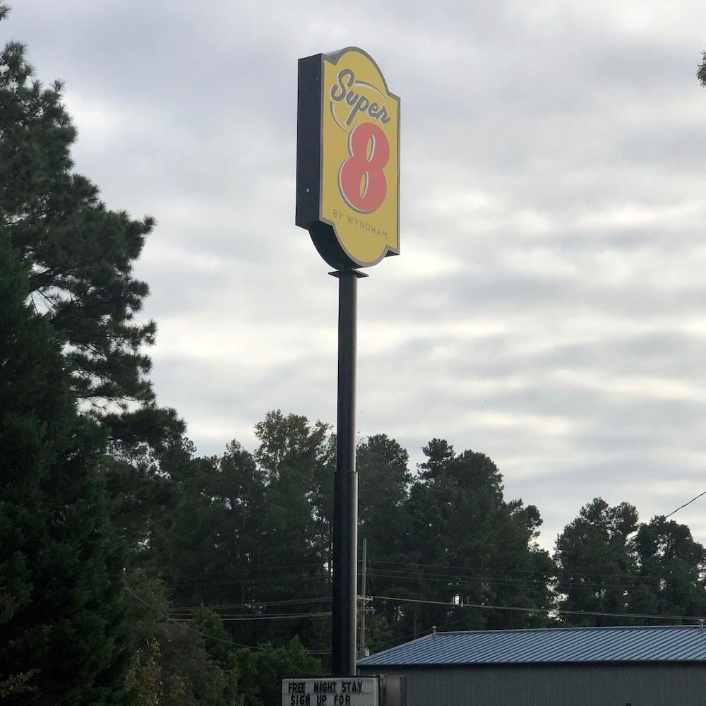 Super 8 By Wyndham Orangeburg North Μοτέλ Εξωτερικό φωτογραφία
