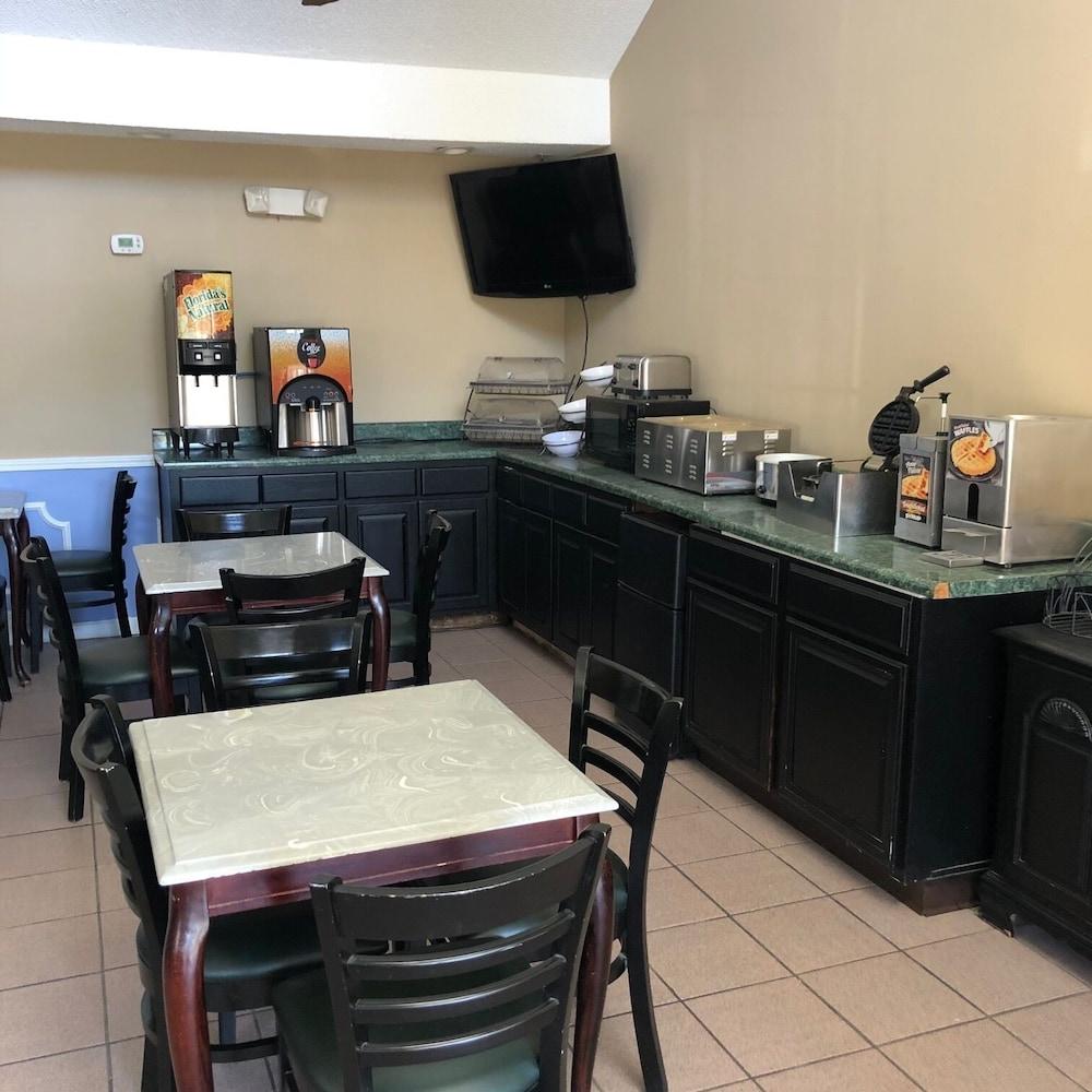 Super 8 By Wyndham Orangeburg North Μοτέλ Εξωτερικό φωτογραφία